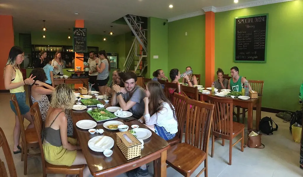 Hoa Binh Hostel Hoi An