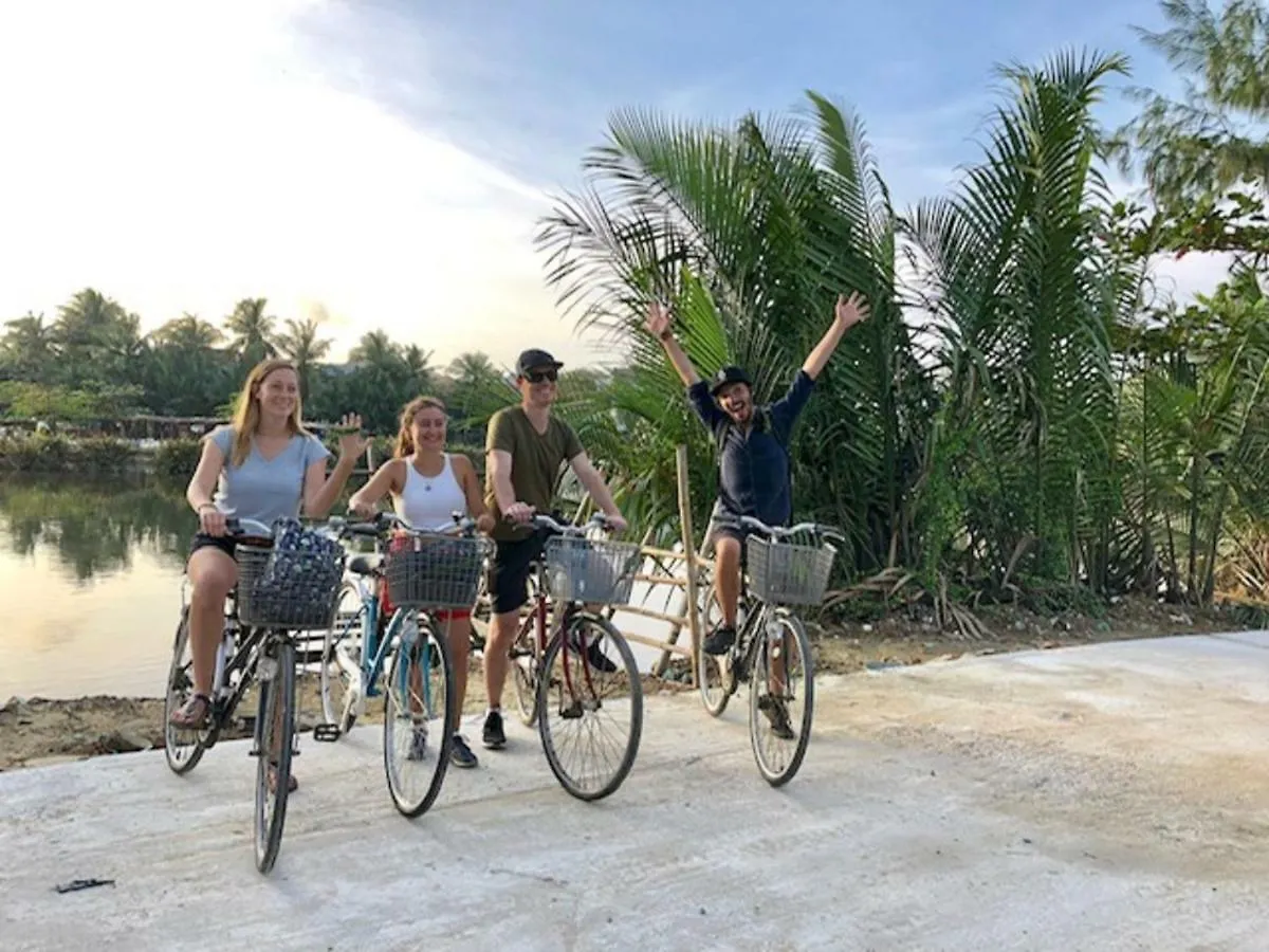 Hoa Binh Hostel Hoi An